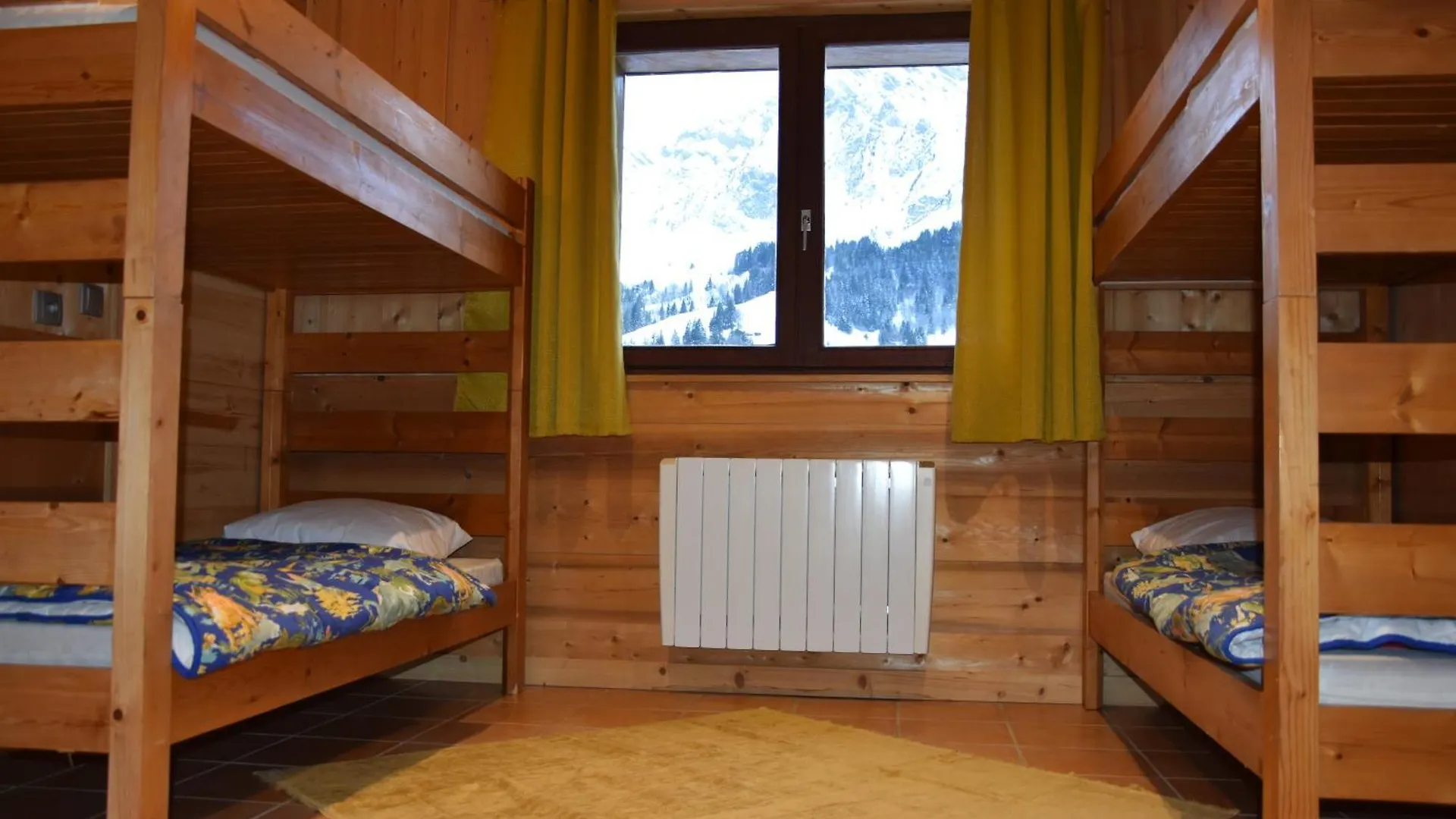 Apartment La Coufa, Spacieux Duplex En Chalet, Terrasse, Jardin, Vues Montagnes France