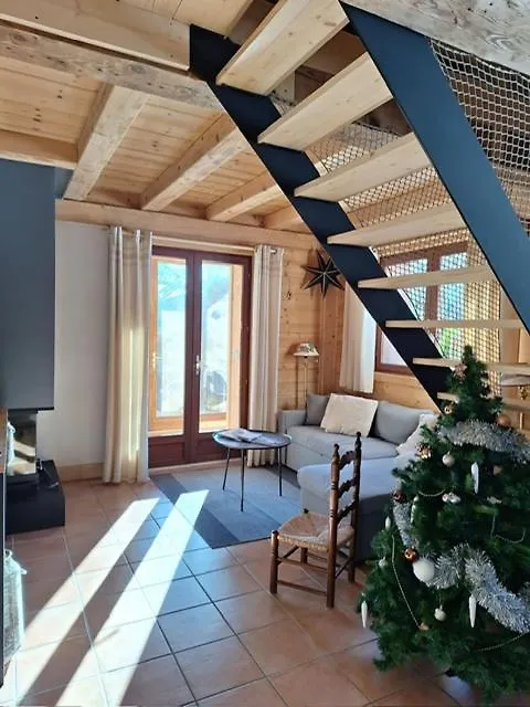La Coufa, Spacieux Duplex En Chalet, Terrasse, Jardin, Vues Montagnes 0*, La Giettaz France